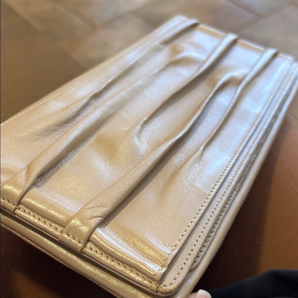 NEW NORDSTROM CLUTCH WALLET LEATHER BEIGE - Picture 6 of 8